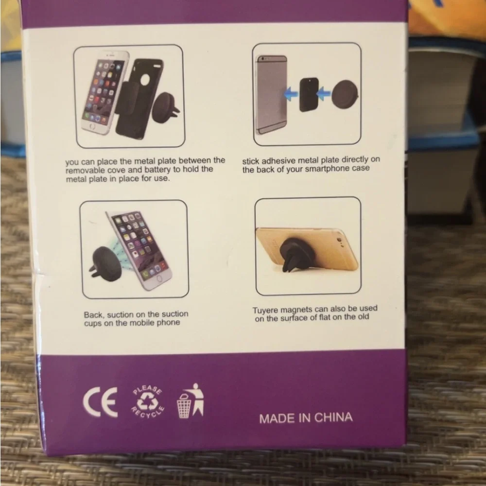 New Universal Magnetic Car Phone Mount - Black